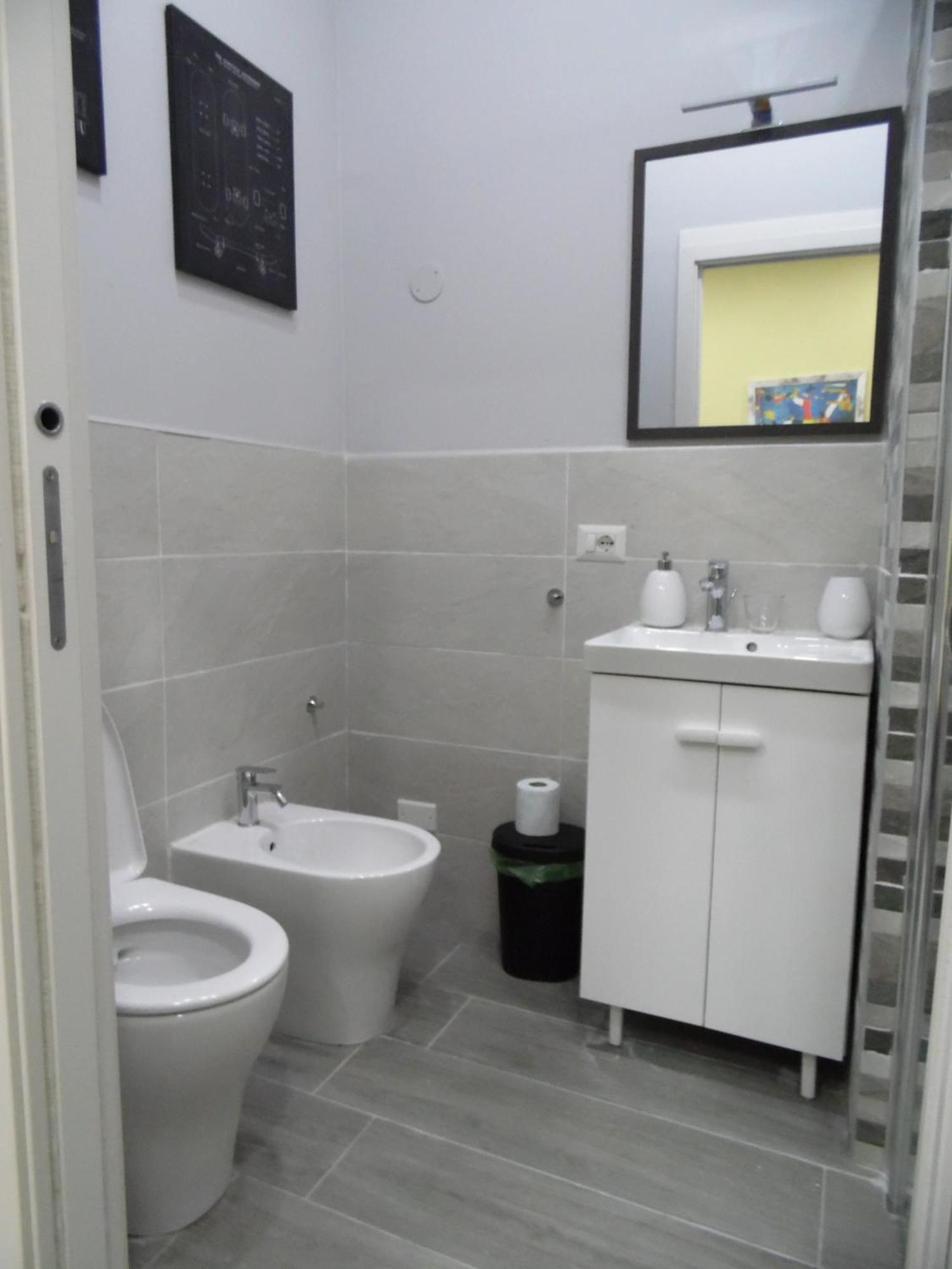 Mithra Apartment Centro Storico Napoli Esterno foto
