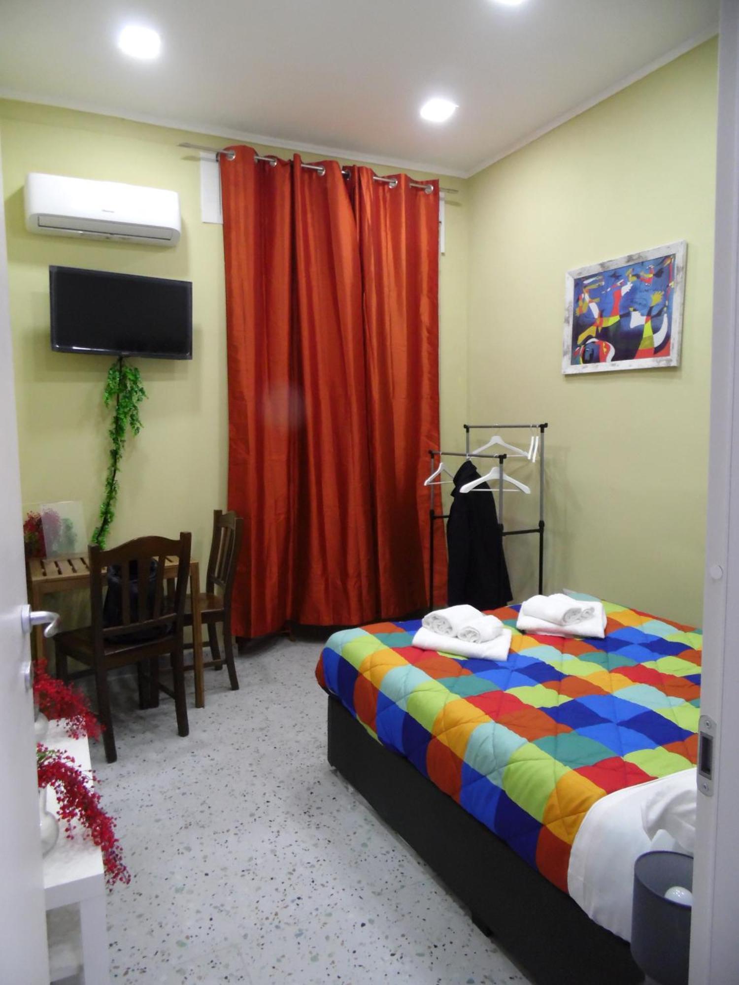 Mithra Apartment Centro Storico Napoli Esterno foto